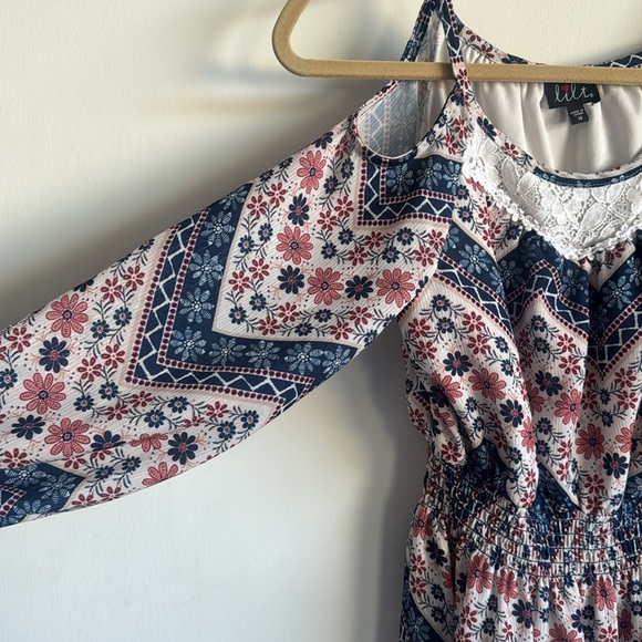 Girls size 14 open shoulder dress - Picture 3 of 7